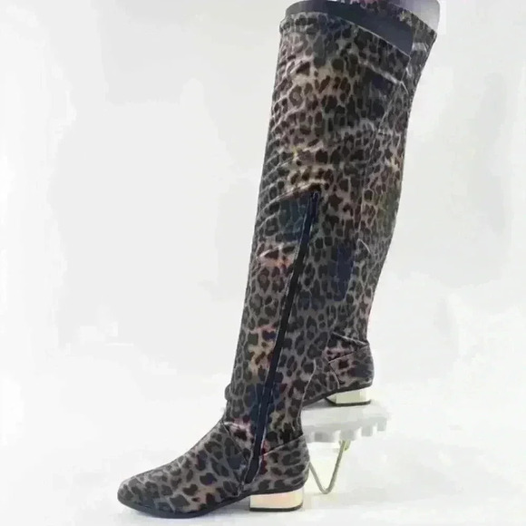 Size 6.5 NWT NIB Bamboo LEOPARD Print velvet Stardom OTK boot gold heel - Picture 2 of 5